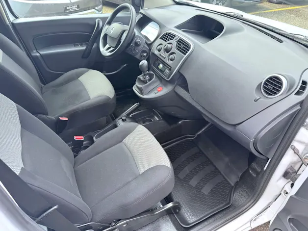Renault Maxi dCi115E