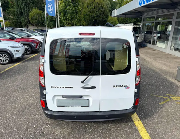 Renault Maxi dCi115E