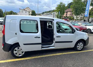 Renault Maxi dCi115E