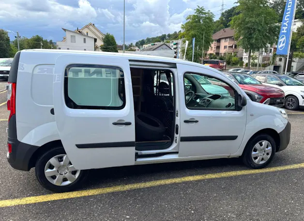 Renault Maxi dCi115E