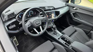 Audi Q3 35 TFSI S line Attraction S-tronic