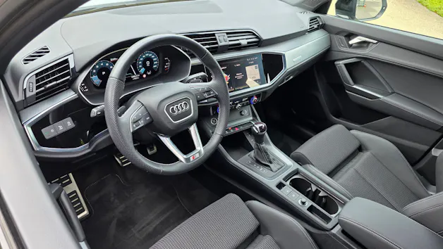 Audi Q3 35 TFSI S line Attraction S-tronic