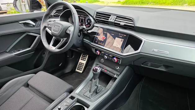 Audi Q3 35 TFSI S line Attraction S-tronic