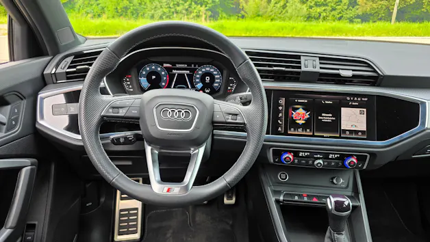 Audi Q3 35 TFSI S line Attraction S-tronic