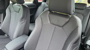 Audi Q3 35 TFSI S line Attraction S-tronic
