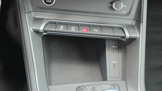 Audi Q3 35 TFSI S line Attraction S-tronic