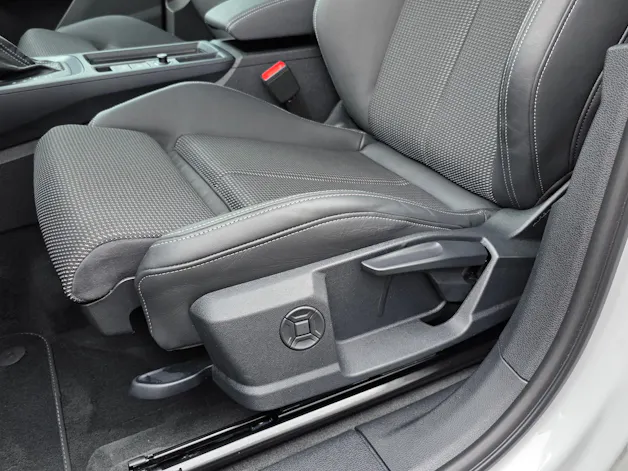 Audi Q3 35 TFSI S line Attraction S-tronic
