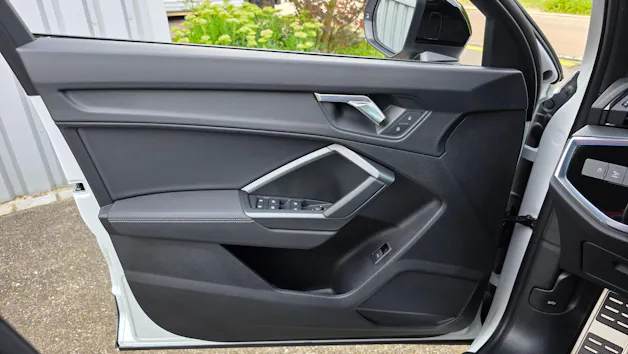 Audi Q3 35 TFSI S line Attraction S-tronic