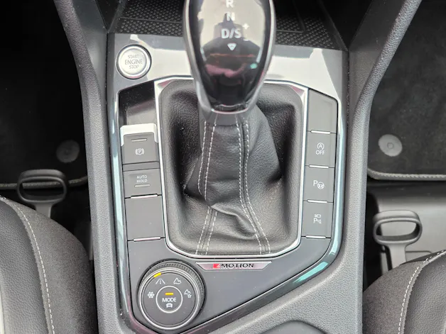 VW Tiguan 2.0TSI R-Line 4Motion DSG