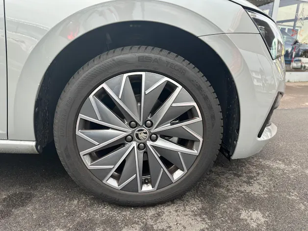 Škoda Scala 1.0 TSI Tour DSG