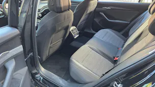 Škoda Superb Combi 2.0 TDi Selection 4x4 DSG