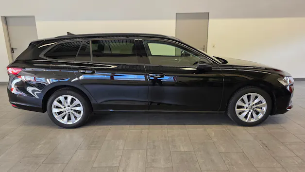 Škoda Superb Combi 2.0 TDi Selection 4x4 DSG