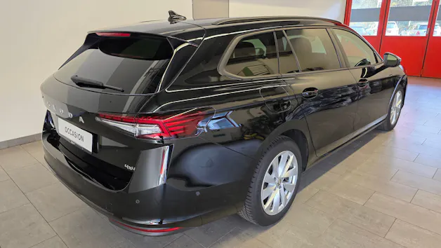 Škoda Superb Combi 2.0 TDi Selection 4x4 DSG