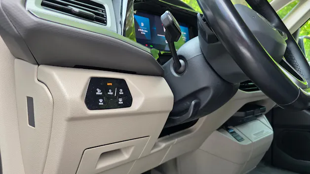 VW T7 Multivan 2.0 TDI Liberty DSG Langversion