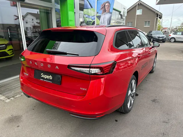 Škoda Superb Combi 2.0 TDi Selection 4x4 DSG