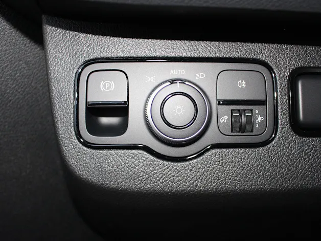 MERCEDES-BENZ Sprinter 319 CDI Pro CH 3665 S