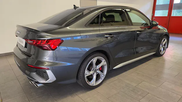 Audi S3 Limousine 2.0 TFSI quattro S-tronic