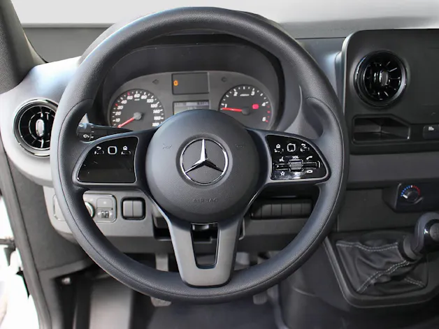MERCEDES-BENZ Sprinter 317 CDI CH 3665mm S