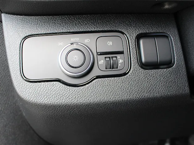 MERCEDES-BENZ Sprinter 317 CDI CH 3665mm S