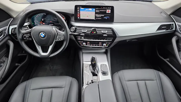 BMW 520d xDrive 48V Touring Steptronic
