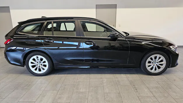 BMW 320d xDrive 48V Touring Steptronic