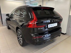 Vehicle image VOLVO XC60 2.0 B4 MH Core