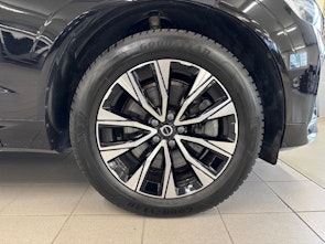 Vehicle image VOLVO XC60 2.0 B4 MH Core