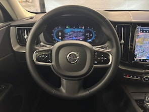 Vehicle image VOLVO XC60 2.0 B4 MH Core
