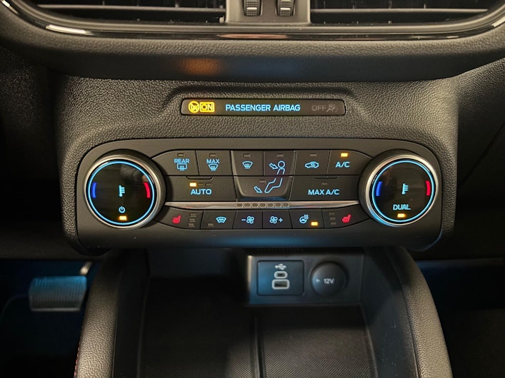 Vehicle image FORD KUGA