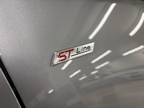 Vehicle image FORD Puma 1.0 EcoB Hybrid 155 ST-Line