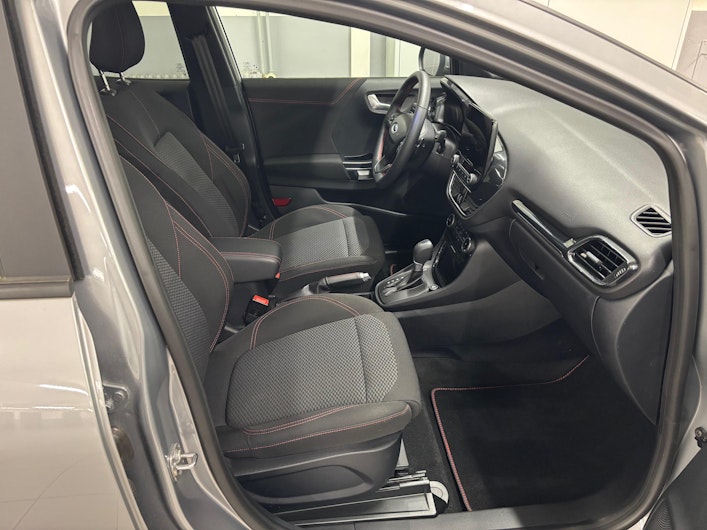 Vehicle image FORD PUMA