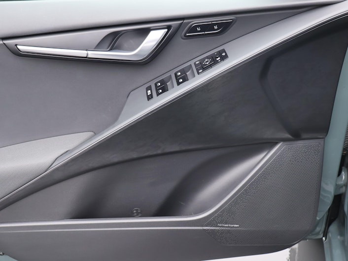 Vehicle image KIA NIRO