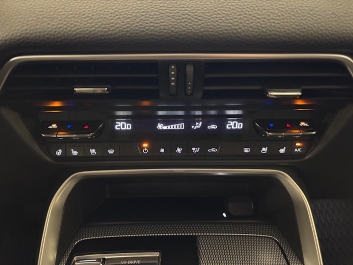 Vehicle image MAZDA CX-60