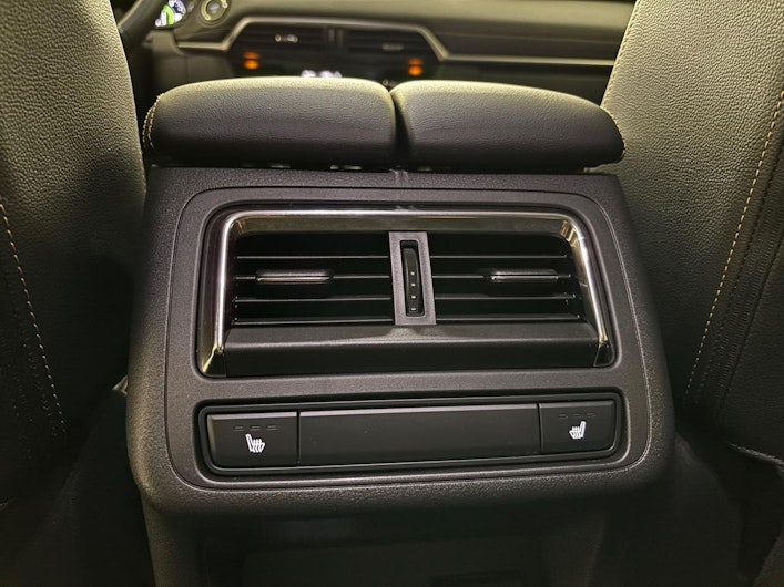 Vehicle image MAZDA CX-60