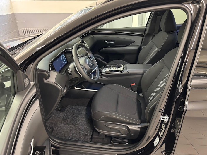 Vehicle image HYUNDAI TUCSON