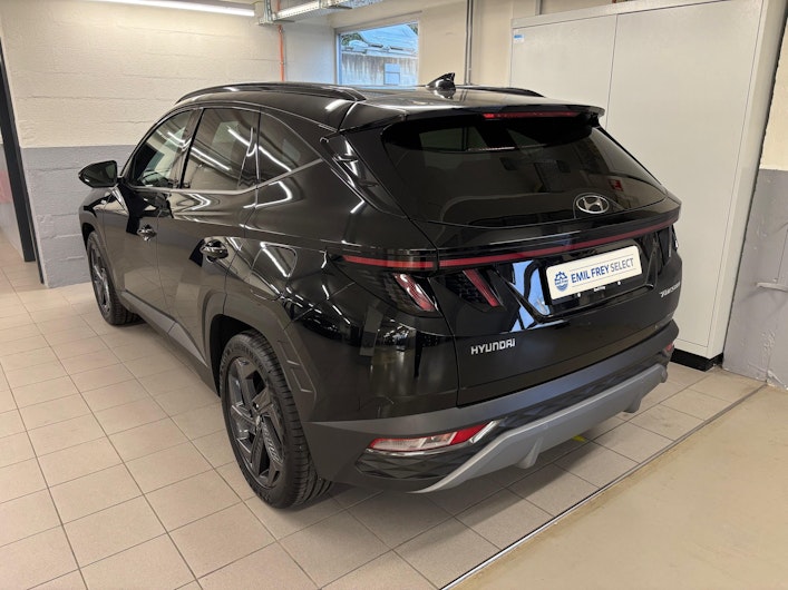 Vehicle image HYUNDAI TUCSON