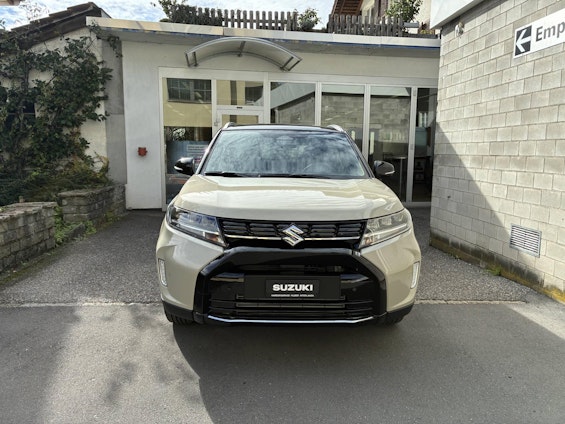 Vehicle image 5 Vehicle image 5