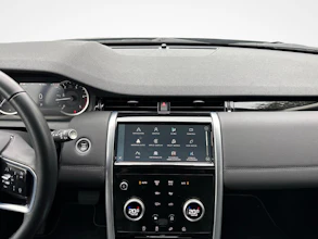 https://vehicle.imgix.net/4017309/08fcd4e4-f3d1-4202-8257-1126b56c30a7.jpg