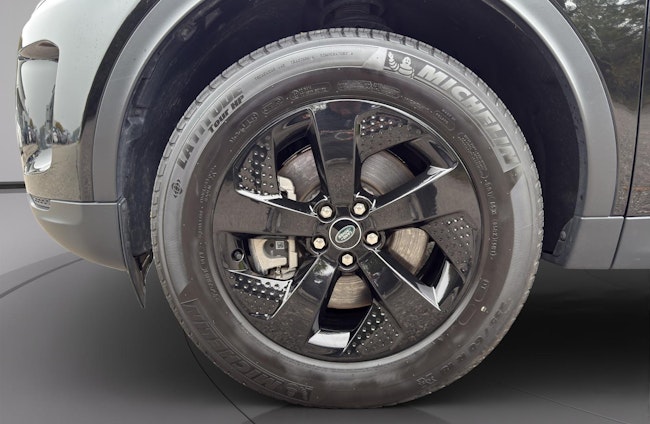 Vehicle image 14 Vehicle image 14