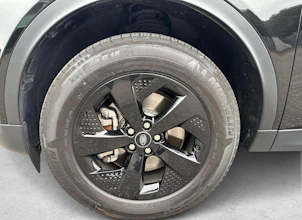 Fahrzeugbild LAND ROVER Discovery Sport 2.0 SD4 200 SE
