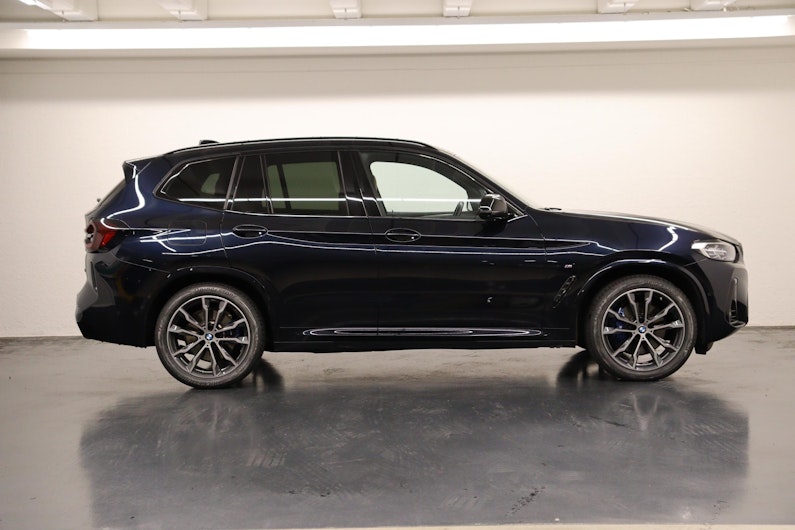Vehicle image BMW X3