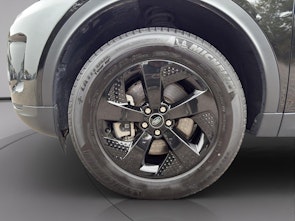 Vehicle image LAND ROVER Discovery Sport 2.0 SD4 200 SE