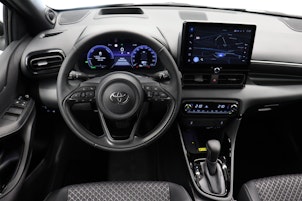 Vehicle image TOYOTA Yaris 1.5 VVT-i HSD Premium