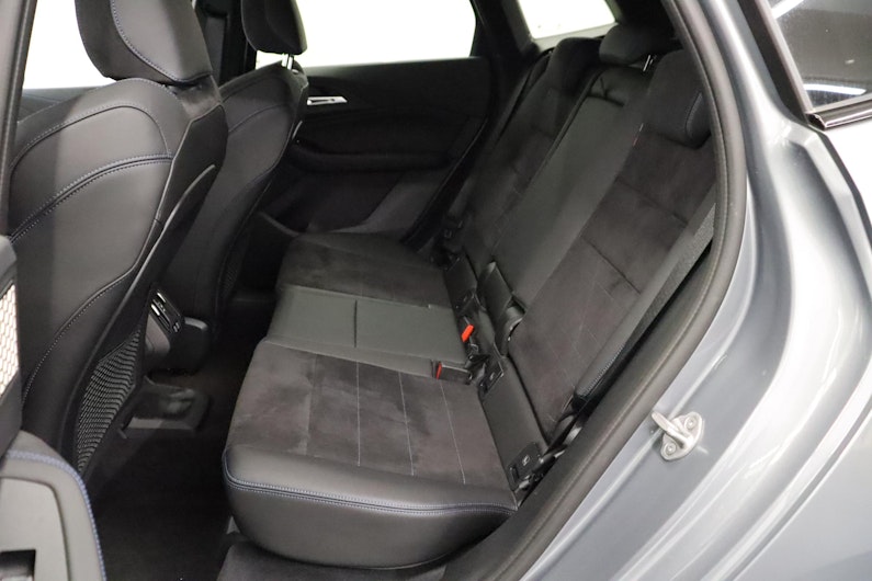 Vehicle image BMW 2 SERIES