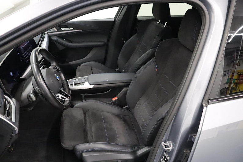 Vehicle image BMW 2 SERIES