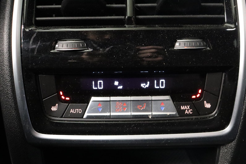 Vehicle image BMW X5M