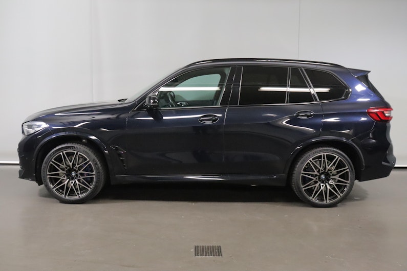 Vehicle image BMW X5M