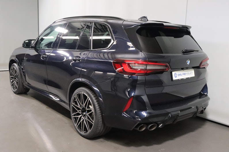 Vehicle image BMW X5M
