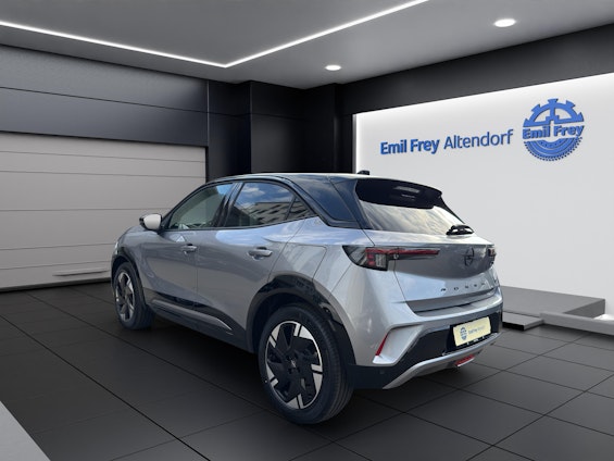 Vehicle image 3 Vehicle image 3