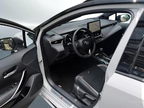 https://vehicle.imgix.net/4017473/d1b16853-6653-47b1-8cdc-04d9c3bd72f3.jpg